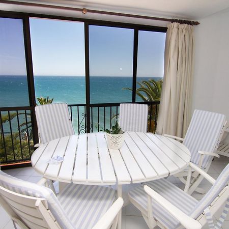 Tuhillo 3B Menyber Apartment เนร์คา ภายนอก รูปภาพ